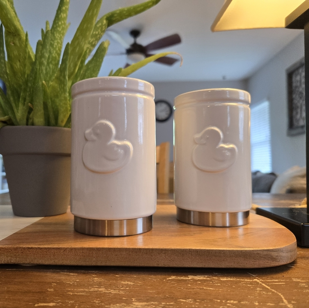 Vanity Cup Toothbrush Set